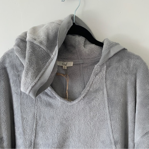 Velour Pullover Kangaroo Pocket Oversized Sweatshirt Hoodie Dove Gray NWT - Picture 10 of 16